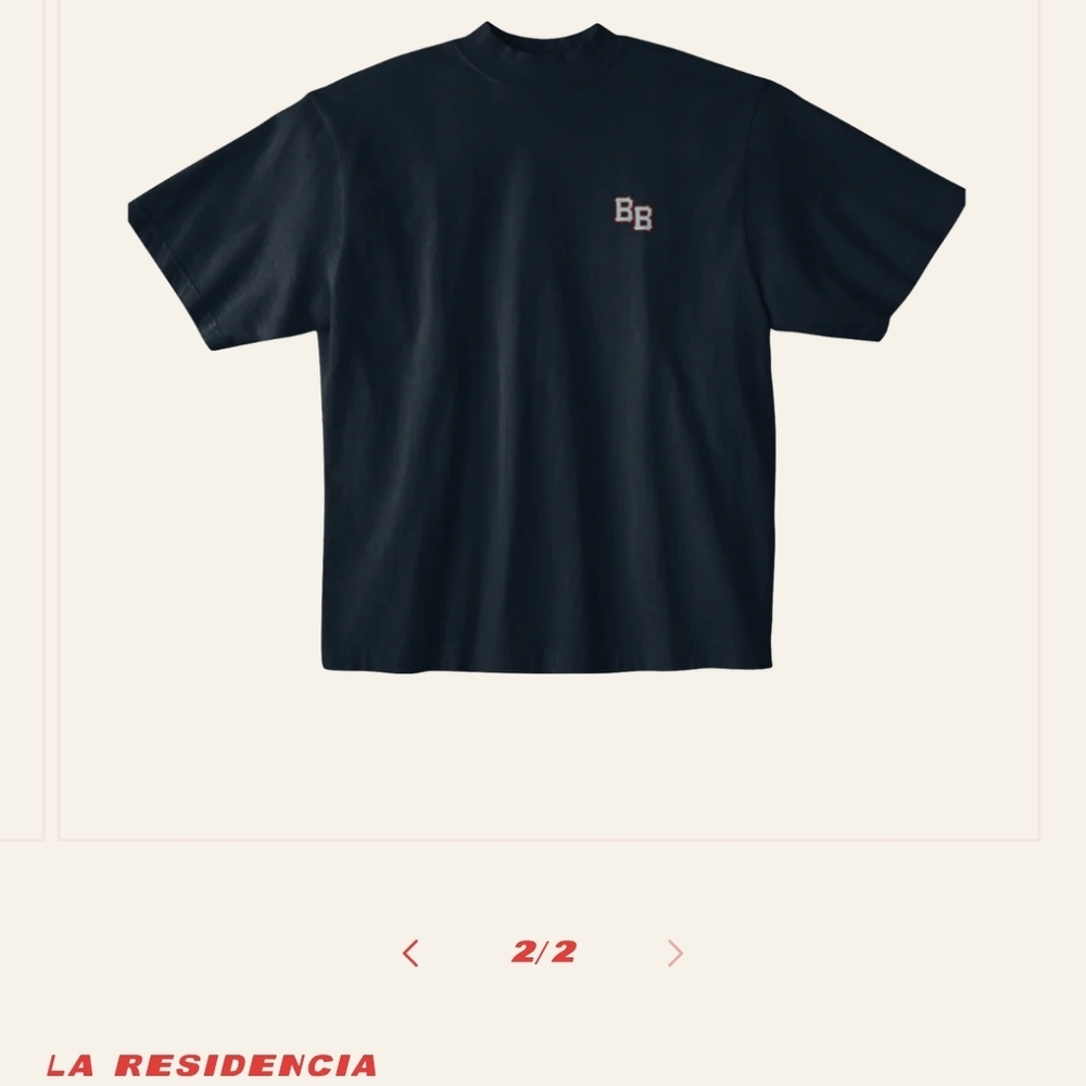 La Residencia Black Graphic Tee - Picture 2 of 6